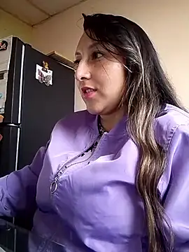 Valeria montana  online show from February 2026 10:24:02 PM