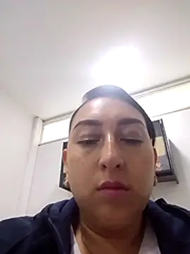 Valeria montana  online show from February 2026 11:58:02 AM