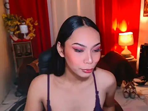 Snapshot of kylieEmparado chatting on May 2026 10:31:01 AM kylieEmparado online show from May 2026 10:31:01 AM