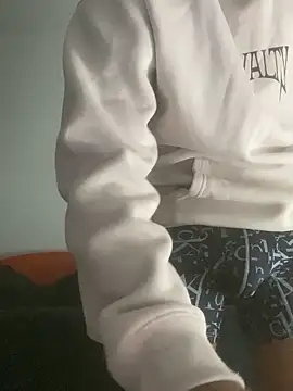 yesserf online show from December 2025 05:19:02 PM