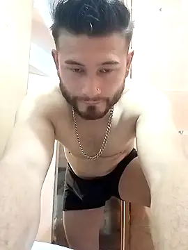 MaxSteel x online show from December 2025 03:13:01 AM