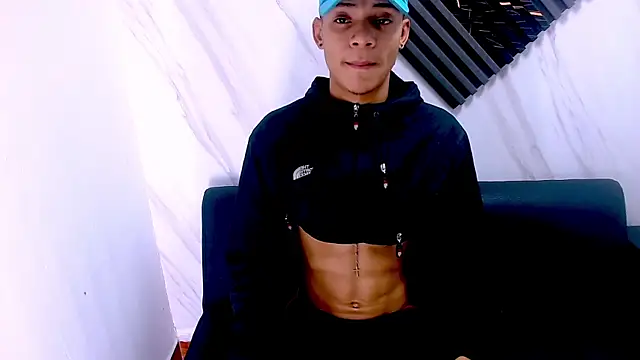 Axel Marcu online show from December 2025 01:17:02 PM