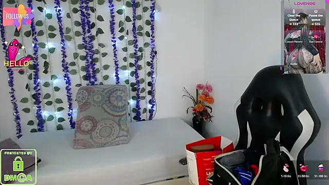 Mia Duque1999 online show from March 2026 07:48:01 PM