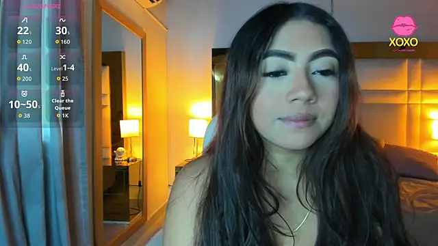 Zoei Moon online show from April 2026 07:07:01 PM