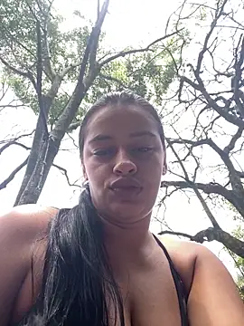 Jennmyller  online show from April 2026 05:37:01 PM