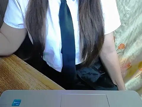 Snapshot of maian_love chatting on July 2026 06:57:02 PM maian love online show from July 2026 06:57:02 PM