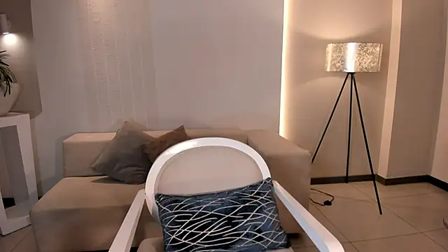 MadisonKane online show from November 2025 11:10:01 AM