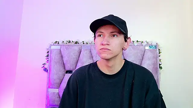 iris and damian online show from March 2026 05:49:01 PM