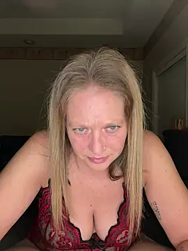 Snapshot of MissyLovelace chatting on February 2026 12:19:01 PM MissyLovelace online show from February 2026 12:19:01 PM