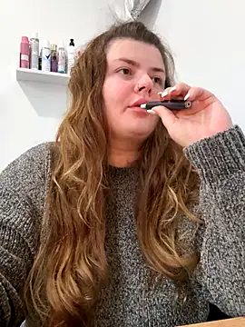 Snapshot of EvKamenskih chatting on December 2025 07:36:02 AM EvKamenskih online show from December 2025 07:36:02 AM