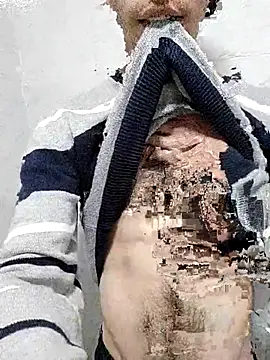 Snapshot of highsquirter chatting on December 2025 05:28:01 AM highsquirter online show from December 2025 05:28:01 AM