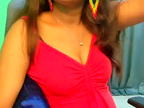 Snapshot of Spit_queenC_for_you chatting on July 2026 11:34:01 AM Spit queenC for you online show from July 2026 11:34:01 AM