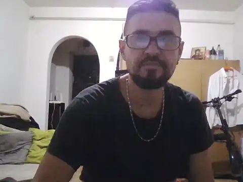 cornel4321 online show from December 2025 05:20:01 PM