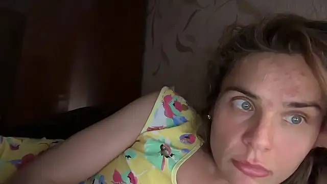 MALVINA0077 online show from May 2026 09:01:02 PM