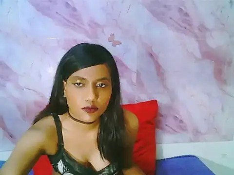 Snapshot of IndianSkies chatting on April 2026 02:49:02 AM IndianSkies online show from April 2026 02:49:02 AM