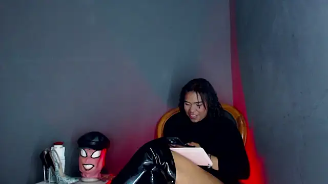 Snapshot of SusaanPonce chatting on January 2026 12:47:02 AM SusaanPonce online show from January 2026 12:47:02 AM