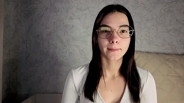 Laura Sunday online show from February 2026 07:31:01 AM