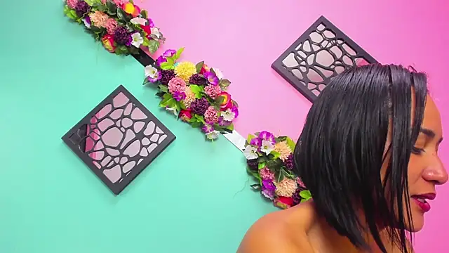 Snapshot of Scarleth_Fox_ chatting on January 2026 01:07:02 AM Scarleth Fox online show from January 2026 01:07:02 AM