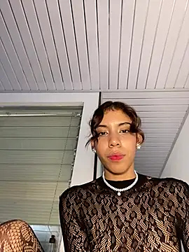 BellaHarpeer online show from July 2026 07:38:02 PM