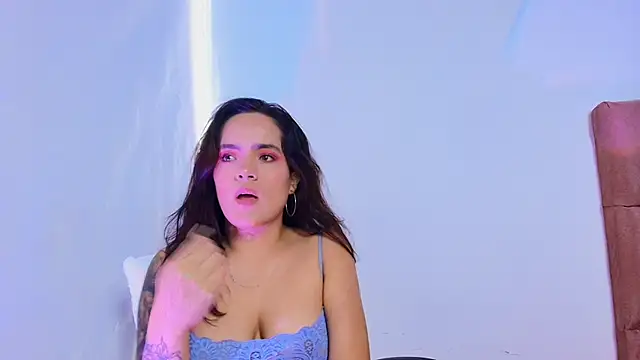 Snapshot of sara_santana__ chatting on February 2026 12:14:02 PM sara santana online show from February 2026 12:14:02 PM