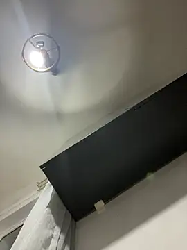 Snapshot of tesaa1212 chatting on December 2025 05:51:01 PM tesaa1212 online show from December 2025 05:51:01 PM