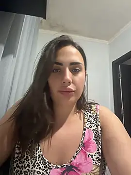 Snapshot of tesaa1212 chatting on June 2026 05:52:01 PM tesaa1212 online show from June 2026 05:52:01 PM