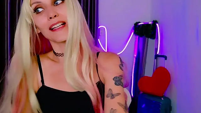 betty xoxoo online show from February 2026 11:04:01 AM