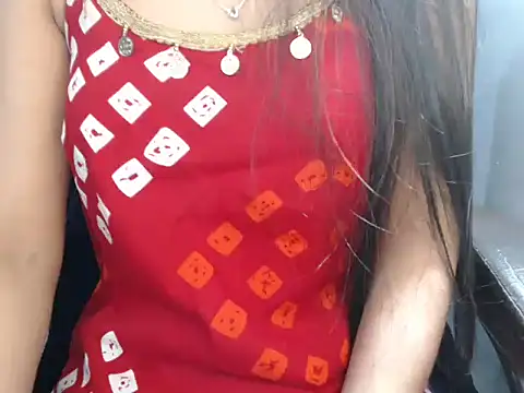 Snapshot of KhubsuratHaasina chatting on February 2026 06:50:02 PM KhubsuratHaasina online show from February 2026 06:50:02 PM