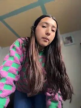 Alix Rousses21 online show from April 2026 10:12:02 PM