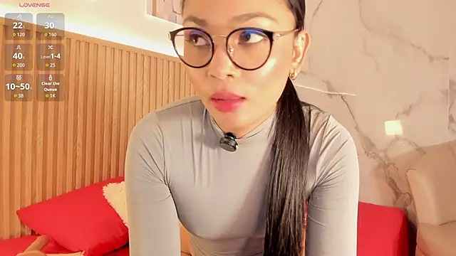 Snapshot of Mia_mystic_ chatting on January 2026 05:27:02 PM Mia mystic online show from January 2026 05:27:02 PM