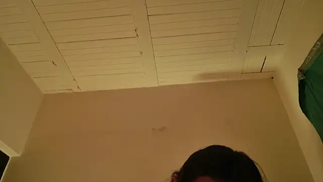 Snapshot of MoonLipsON- chatting on June 2026 02:12:01 AM MoonLipsON- online show from June 2026 02:12:01 AM