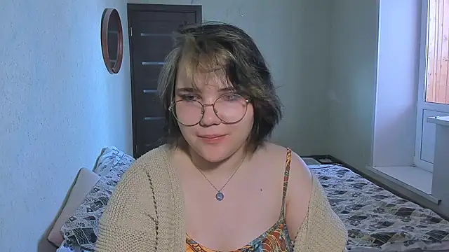 Lily-Violet online show from March 2026 07:45:02 AM