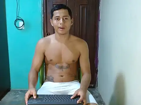 caro lil online show from April 2026 09:59:01 PM