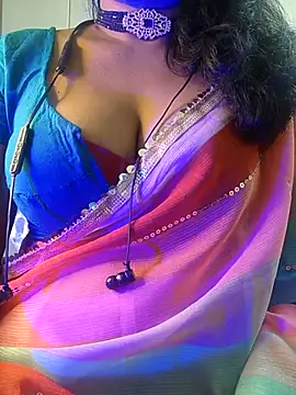 Snapshot of Preeti345 chatting on July 2026 04:25:02 PM Preeti345 online show from July 2026 04:25:02 PM
