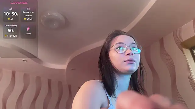 Snapshot of MeganBabyFox chatting on January 2026 08:27:01 AM MeganBabyFox online show from January 2026 08:27:01 AM