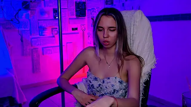 KimPorins online show from January 2026 07:45:01 PM