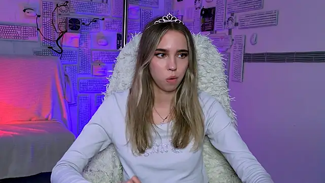 KimPorins online show from April 2026 12:35:02 PM