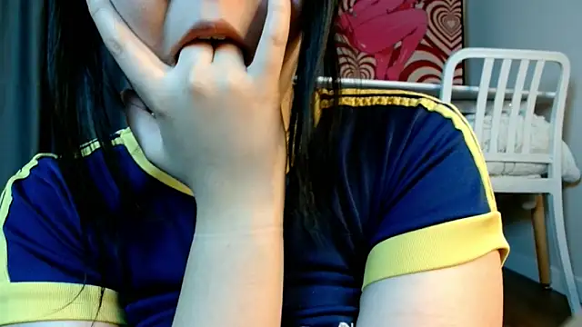 Snapshot of minji_snow chatting on April 2026 12:58:02 PM minji snow online show from April 2026 12:58:02 PM