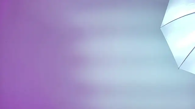 Snapshot of AprillRoss chatting on January 2026 11:58:01 AM AprillRoss online show from January 2026 11:58:01 AM