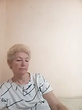 Snapshot of Calypso-Loove chatting on April 2026 07:11:01 AM Calypso-Loove online show from April 2026 07:11:01 AM