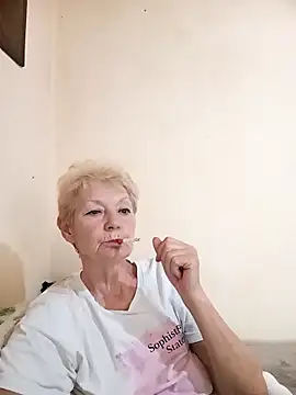 Snapshot of Calypso-Loove chatting on June 2026 10:42:02 AM Calypso-Loove online show from June 2026 10:42:02 AM