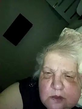 HapinessLovee online show from April 2026 03:15:01 AM