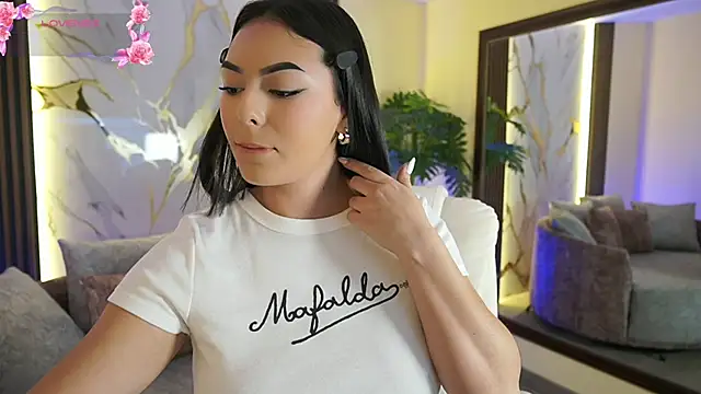 LiaWheeler online show from December 2025 07:10:02 PM