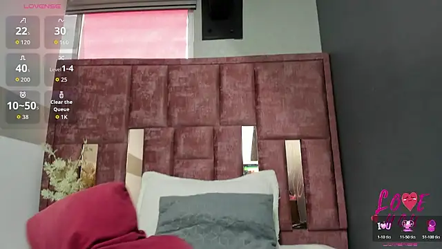 Kiara Fox   online show from March 2026 08:05:01 PM