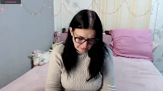 SashaBond online show from January 2026 12:29:02 PM