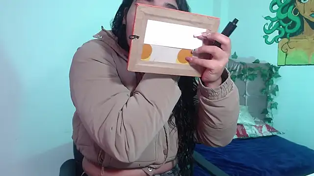 naomybenedetti online show from January 2026 12:42:01 PM