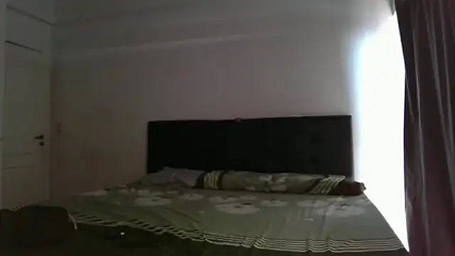 Ceciihot online show from February 2026 02:05:02 PM