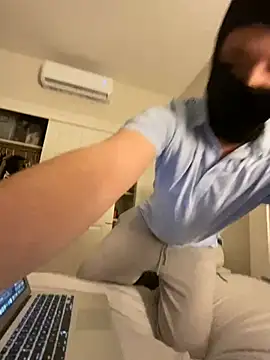 Snapshot of phantom898983 chatting on February 2026 08:29:01 AM phantom898983 online show from February 2026 08:29:01 AM