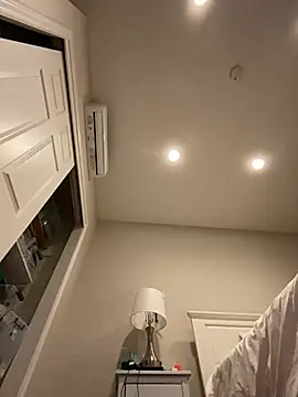 Snapshot of phantom898983 chatting on February 2026 04:44:02 AM phantom898983 online show from February 2026 04:44:02 AM