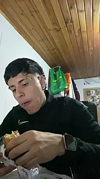 Snapshot of JhonCas44 chatting on December 2025 04:51:01 AM JhonCas44 online show from December 2025 04:51:01 AM